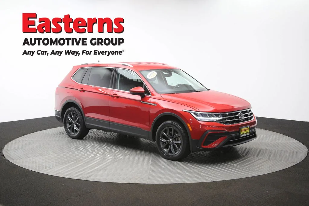 Used 2023 Red Volkswagen 2.0T SE image 46