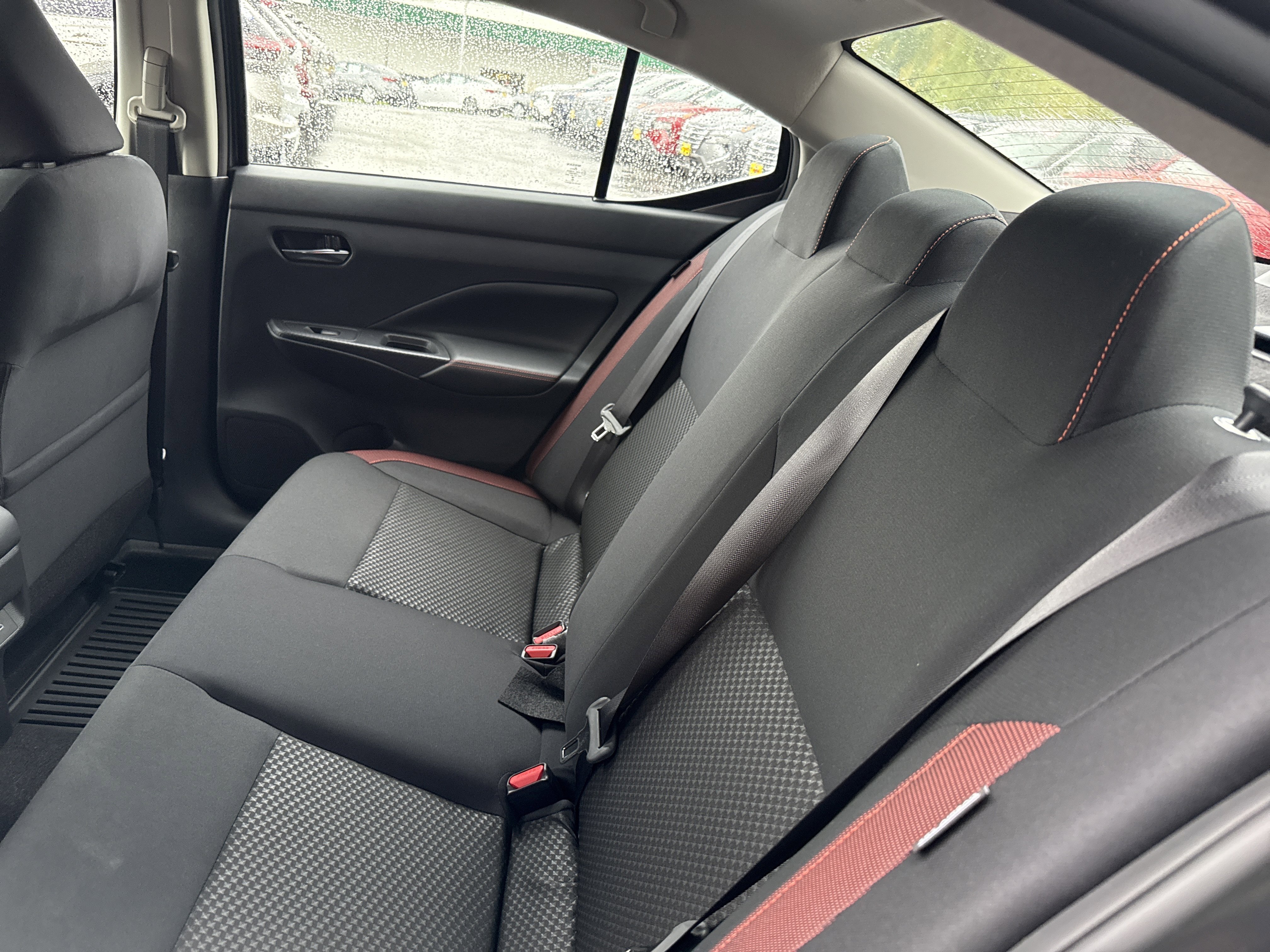 2025 Nissan Versa Sedan SR - Photo 12