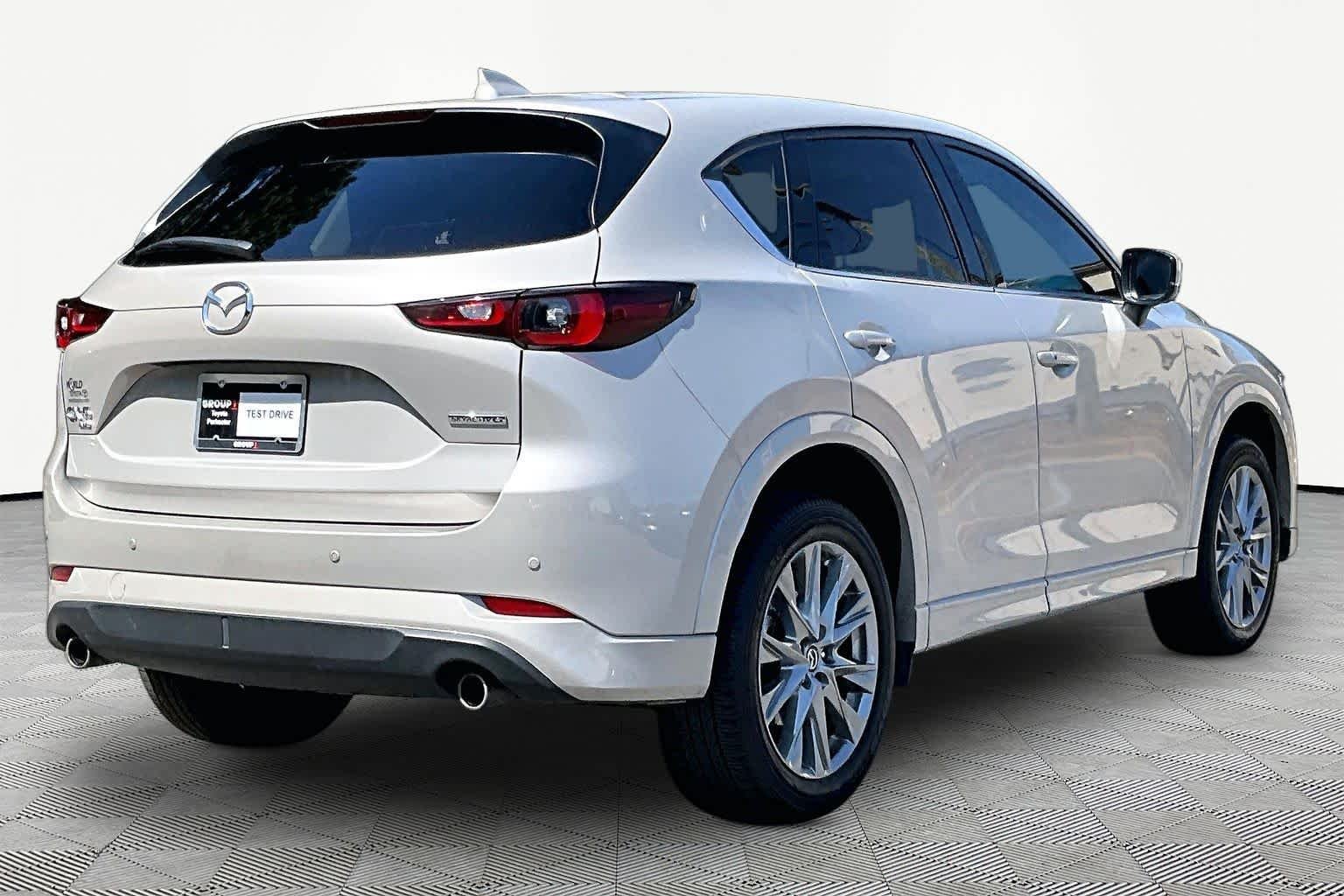 Used 2025 Platinum Quartz Metallic Mazda 2.5 S Premium Plus Package image 13
