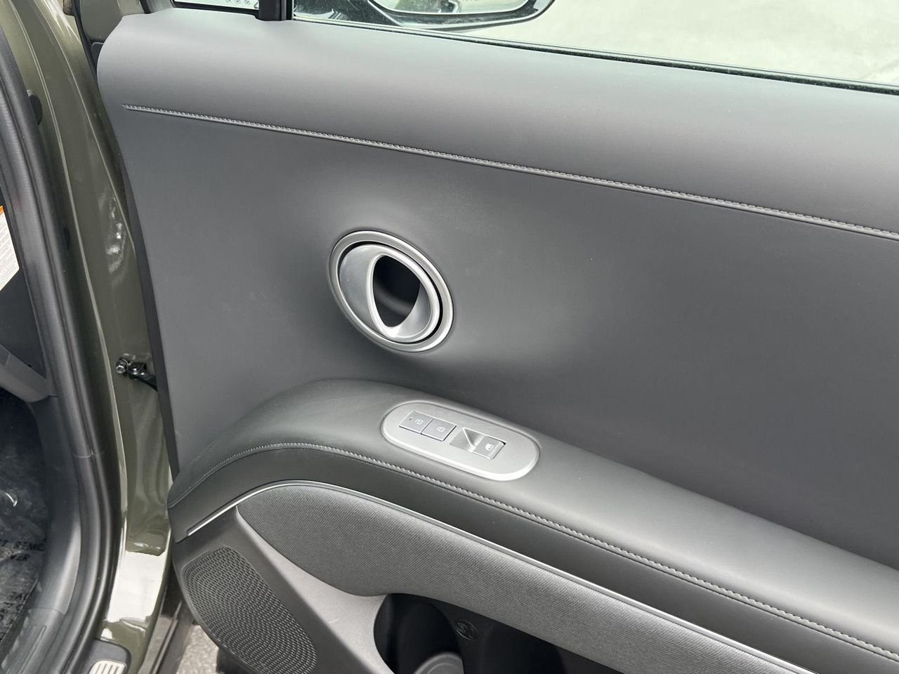 New 2026 Titan Charcoal Pearl Hyundai Calligraphy image 19