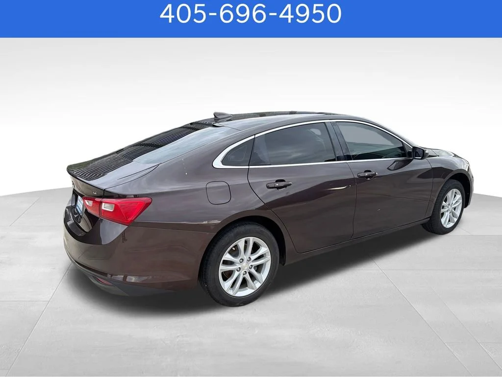 Pre-Owned 2016 Chevrolet Malibu LT