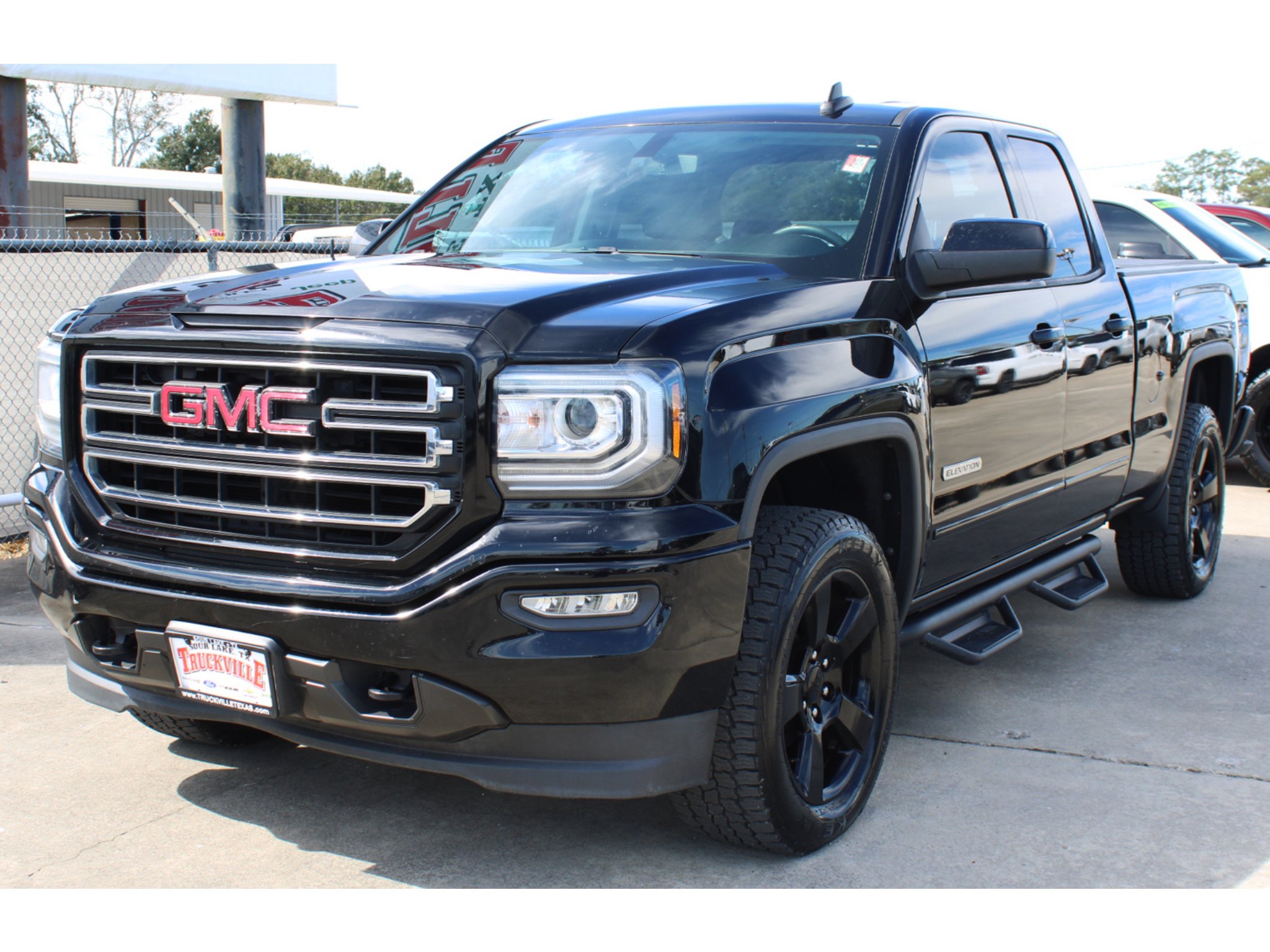 Used 2018 GMC Sierra 1500 Base with VIN 1GTR1LEH5JZ169092 for sale in Sour Lake, TX