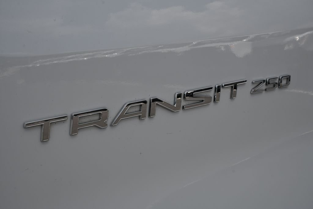 Used 2025 White Ford Base image 23
