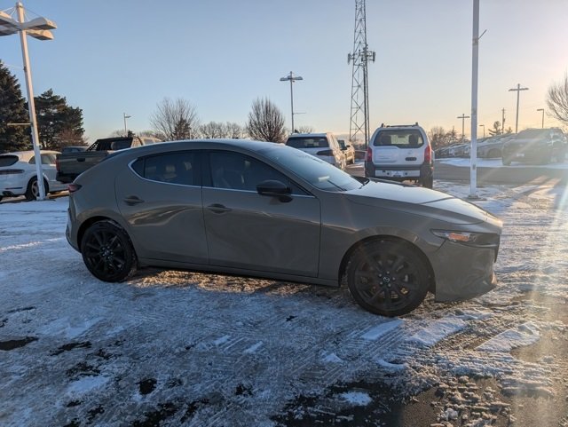 2024 Mazda Mazda3 Carbon Turbo