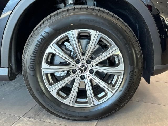 Used 2026 Black Mercedes-Benz GLC 300 image 30
