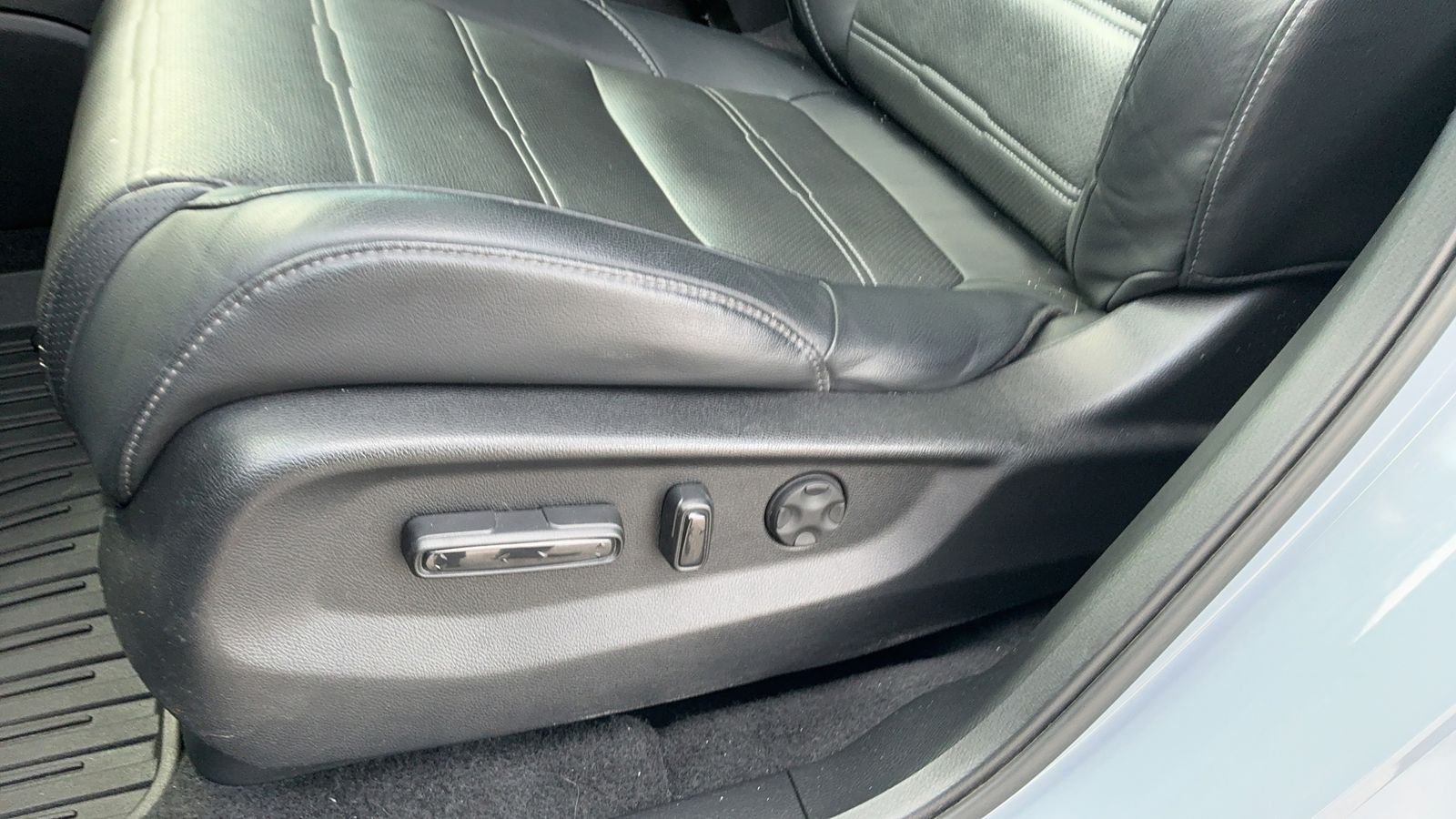 Used 2021 Gray Honda EX-L image 33