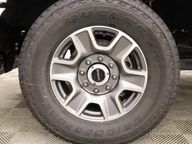 New 2026 Star White Metallic Tri-Coat Ford F-250® Lariat® image 26