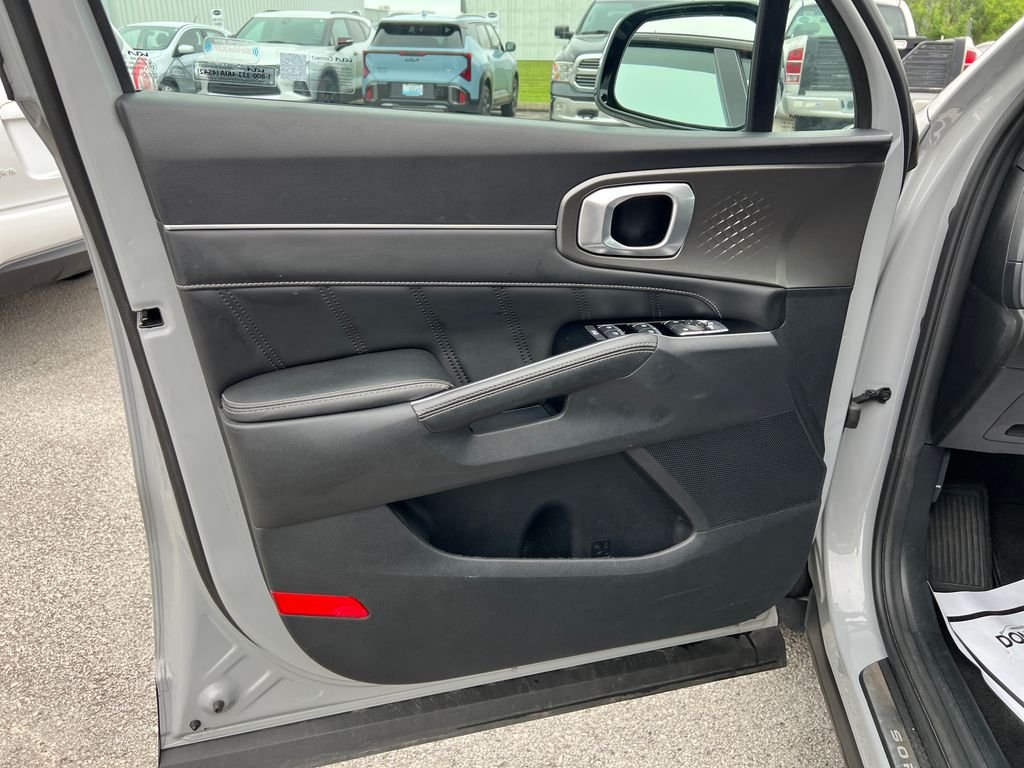 Used 2023 Gray Kia SX image 12
