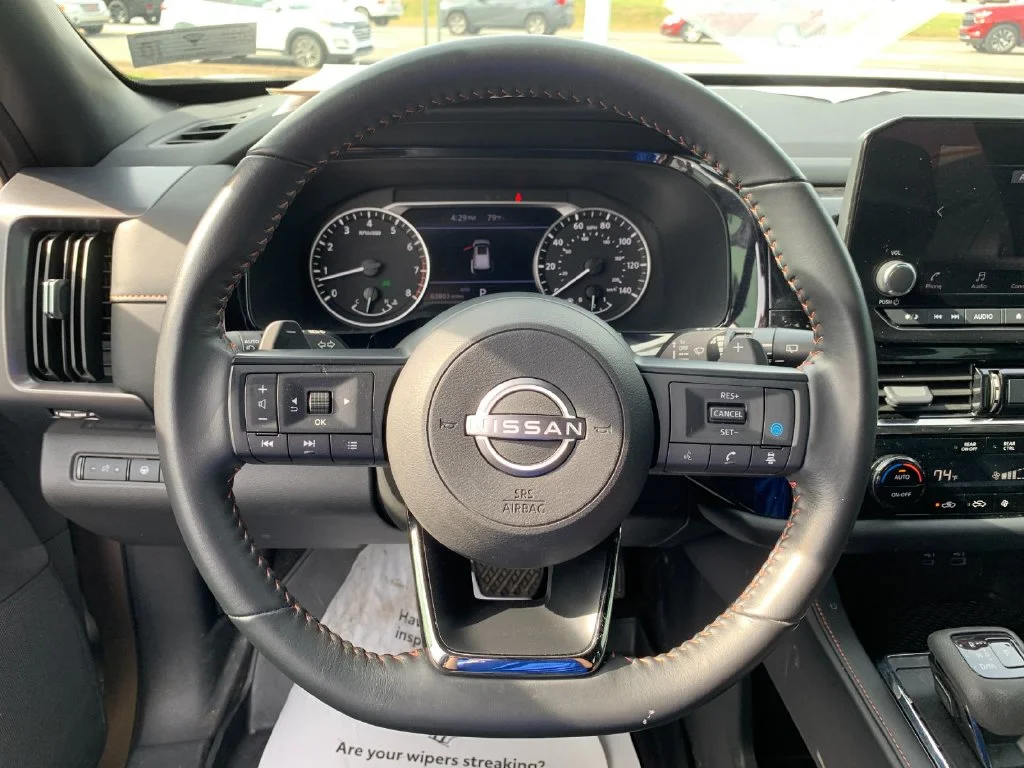 Used 2024  Nissan Rock Creek image 27