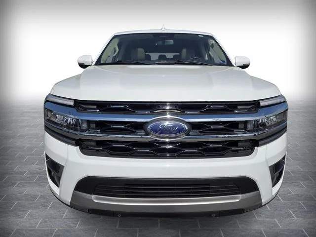 Used 2024 White Ford Limited image 2