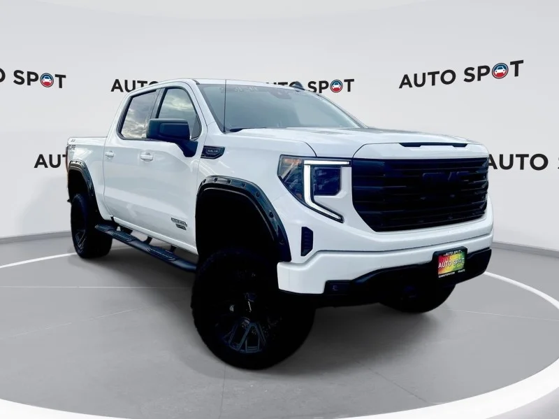 2024 GMC Sierra 4WD Crew Cab Standard Box Elevation's photo