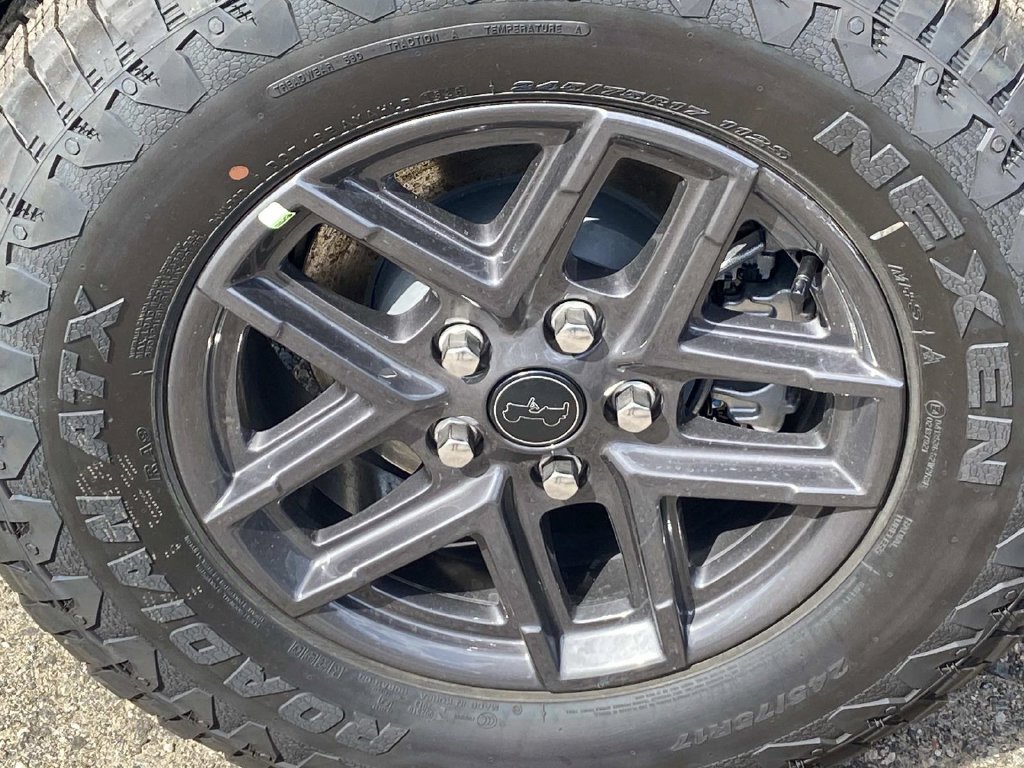 New 2027 Bright White Clear-Coat Paint Jeep Sport S image 6