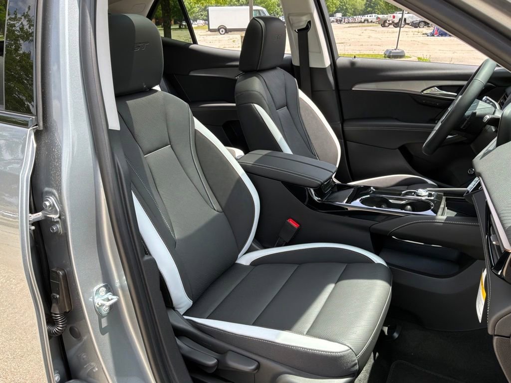 New 2026 Moonstone Gray Metallic Buick Sport Touring image 36