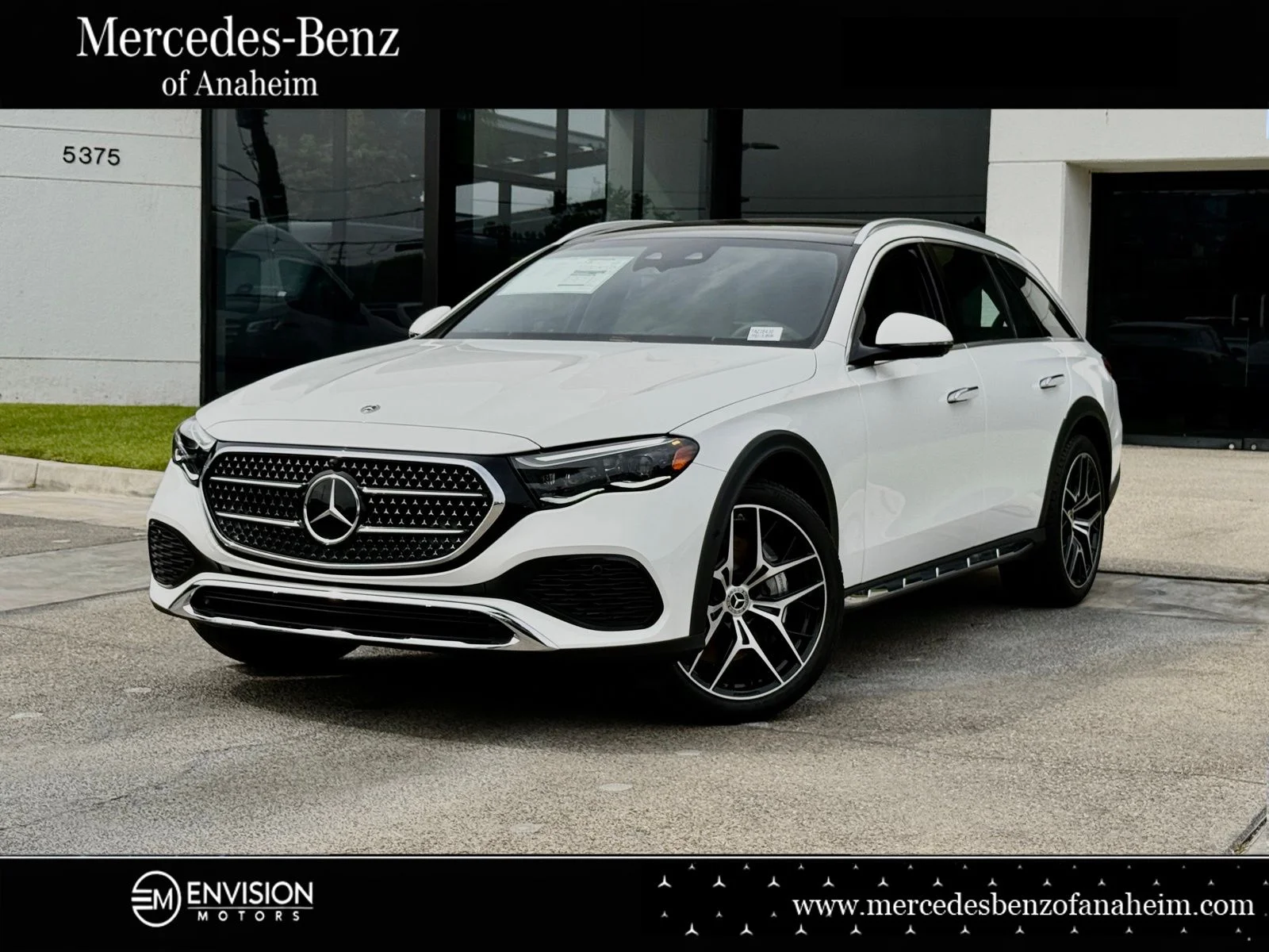 2026 Mercedes-Benz E-Class E450 4MATIC All-Terrain's photo