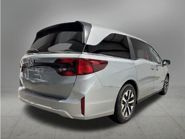 New 2026 Solar Silver Metallic Honda EX-L image 5