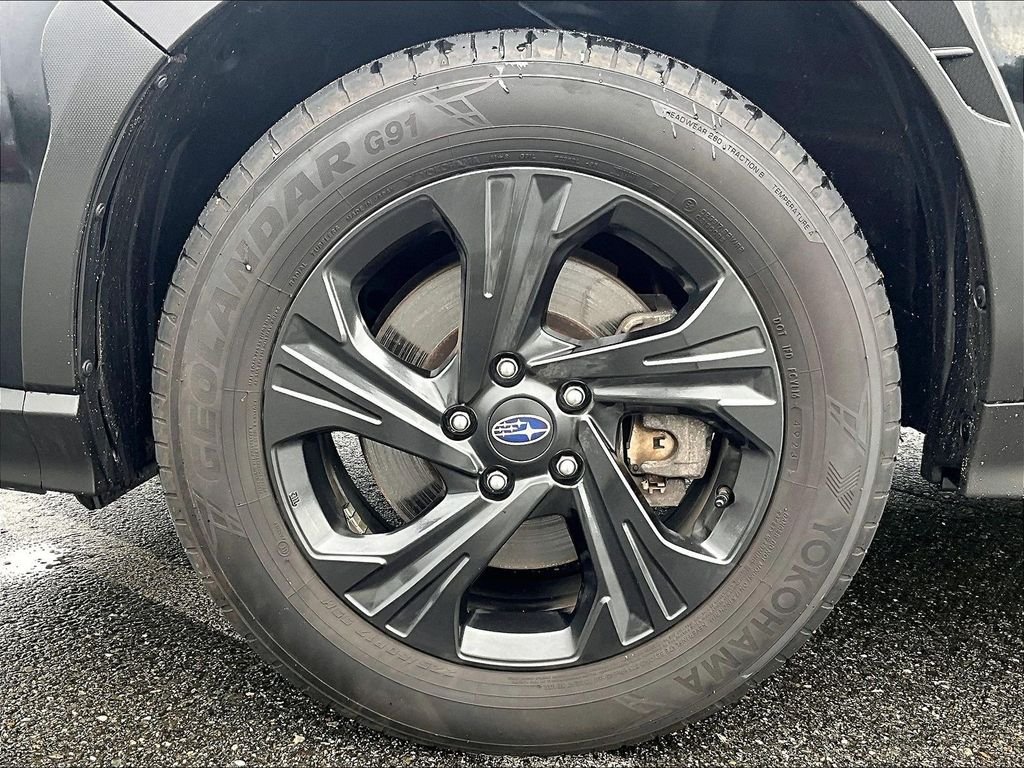 Used 2024 Black Subaru Base image 7