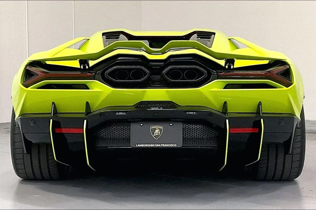 2025 Lamborghini Revuelto Base - Photo 5