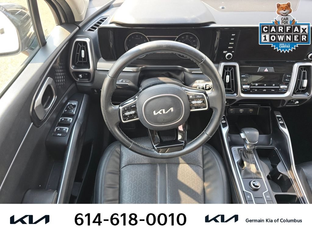 Used 2022 White Kia S image 16