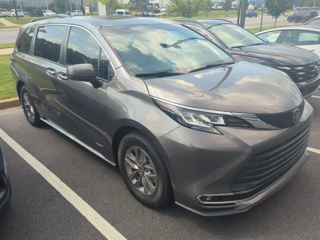 Used 2021 Predawn Gray Mica Toyota XLE image 1