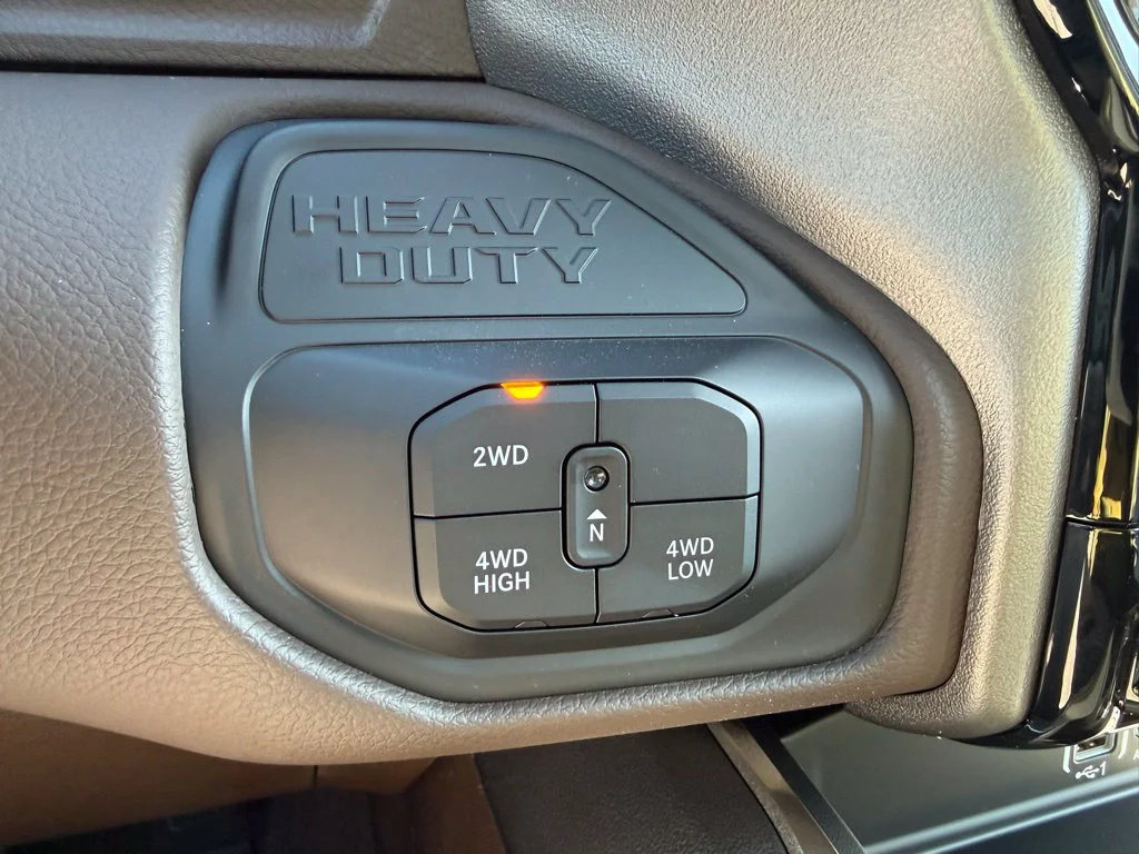 2026 RAM 3500 Laramie - Photo 23