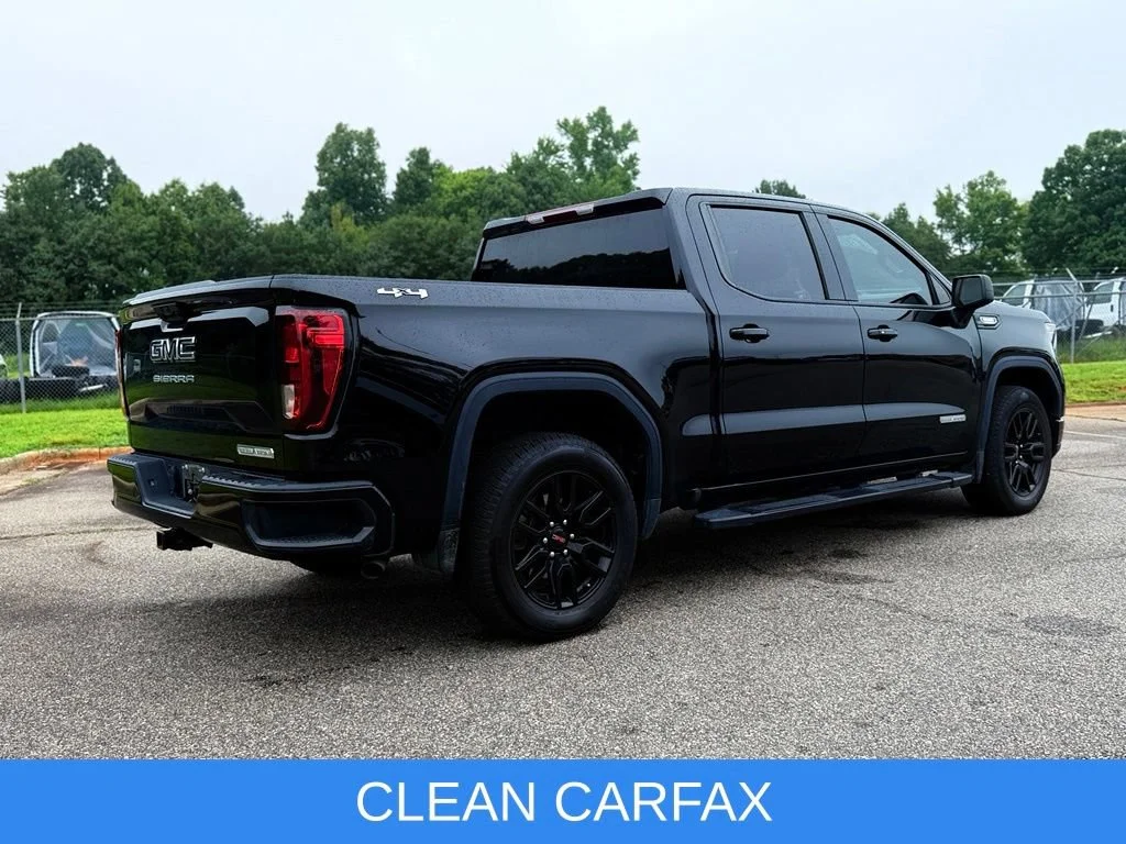 Used 2024 Onyx Black GMC Elevation image 3