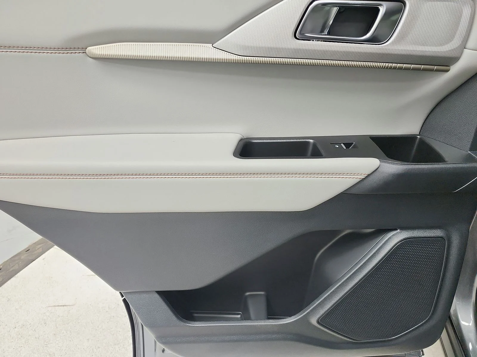 New 2026 Carbonized Gray Metallic Ford Active image 40