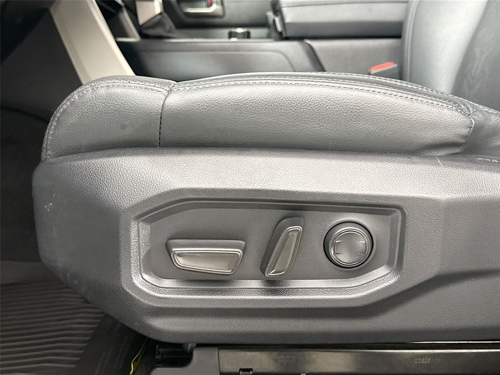 Used 2024 Lunar Rock Toyota SR5 image 27