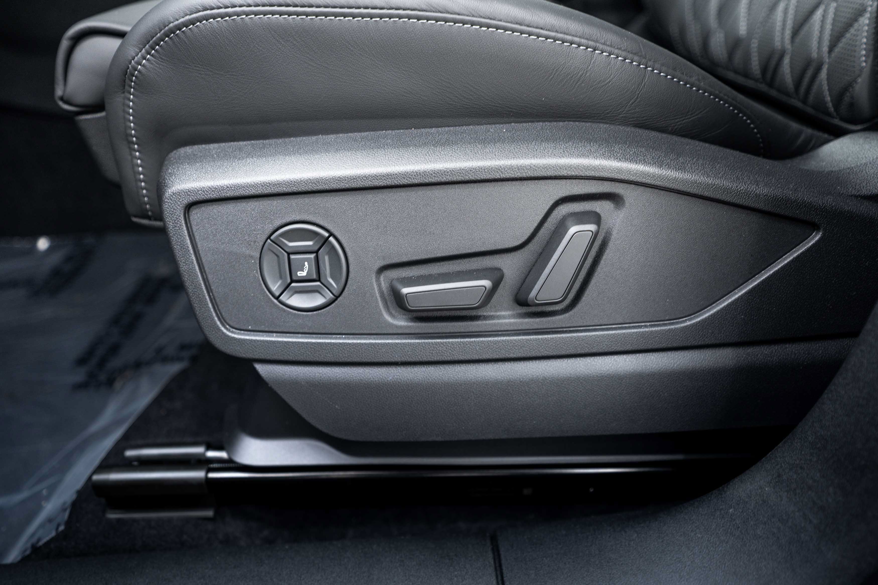 New 2026 Glacier White Audi Premium Plus image 20