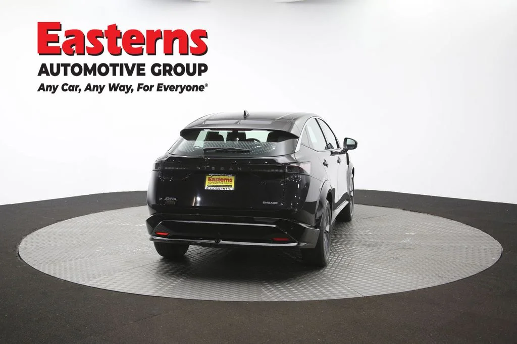 Used 2023 Black Nissan ENGAGE image 39