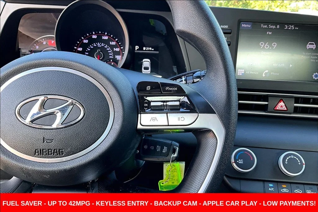 Used 2023 Silver Hyundai SE image 14
