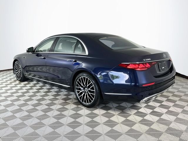 New 2027 Nautical Blue Metallic Mercedes-Benz S 580 image 5
