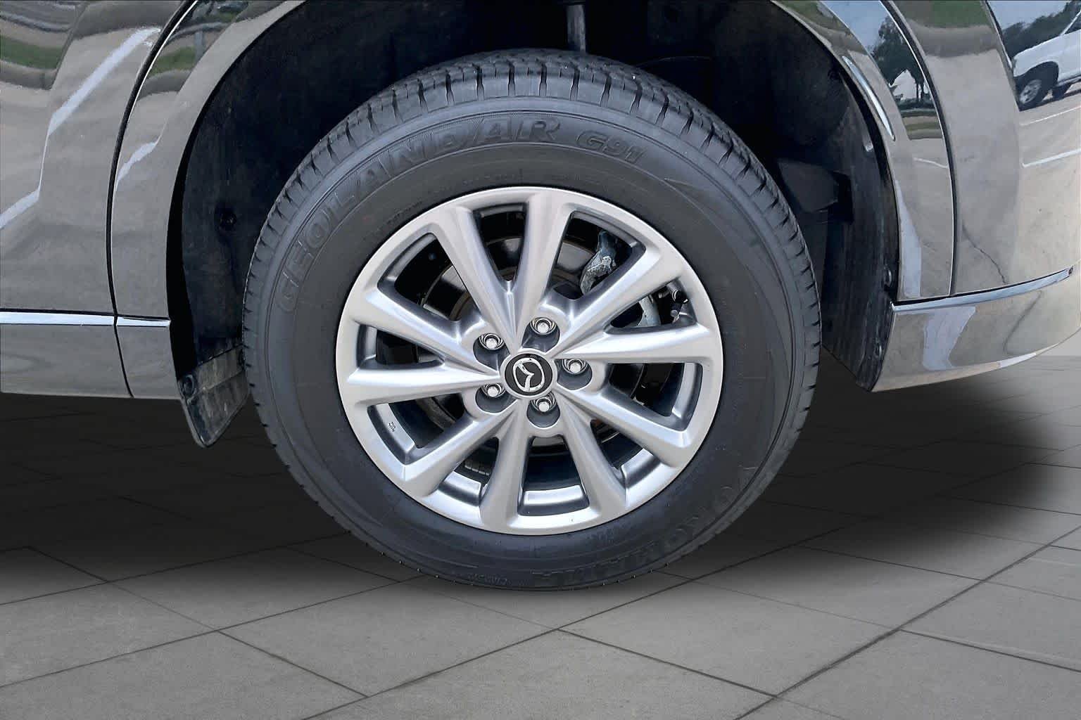 2025 Mazda CX-5 S Preferred package - Photo 11