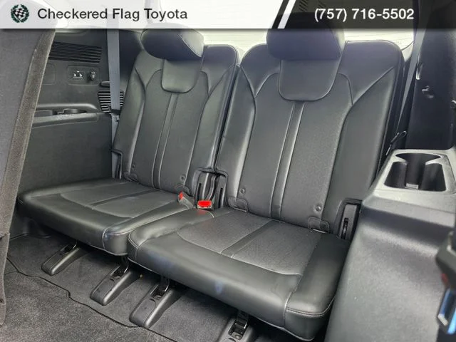 Used 2022 Aruba Green Kia S image 25