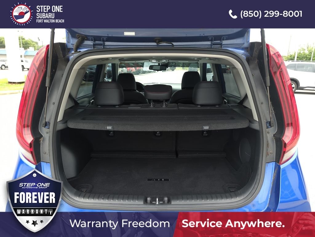 Used 2021 Blue Kia Turbo image 31