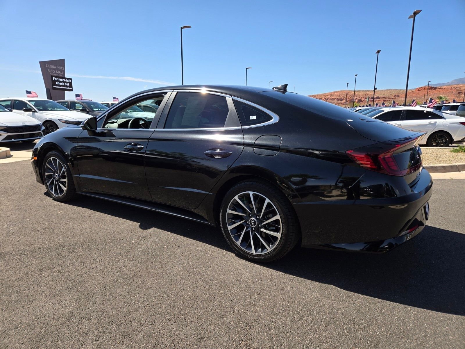 Certified Used 2022 Black Hyundai Limited image 6
