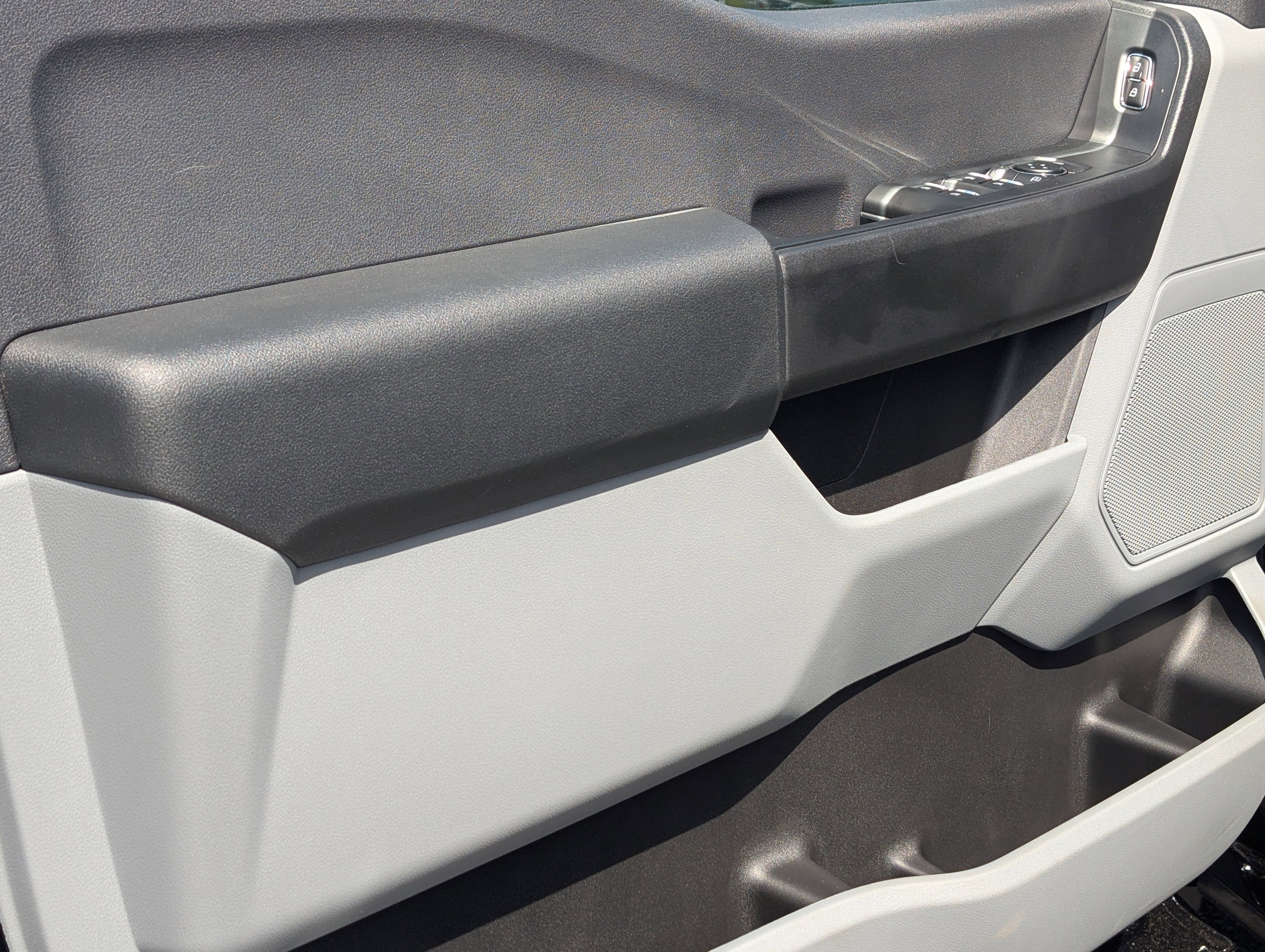New 2026 Agate Black Metallic FORD F-250® XL image 15