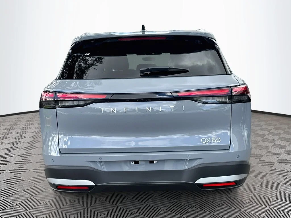 New 2027 Gray INFINITI LUXE image 6
