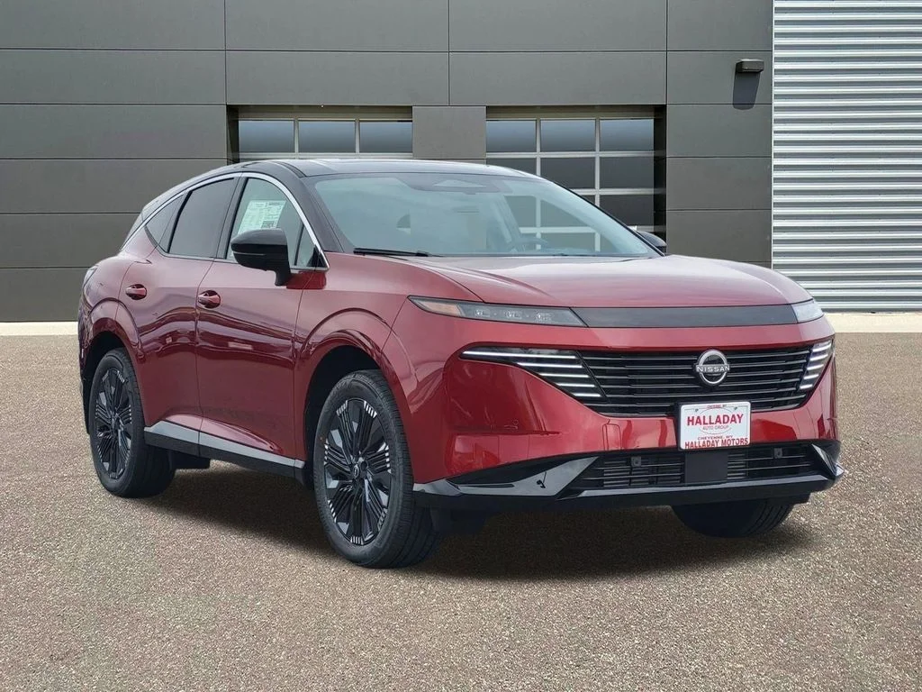 New 2026 Scarlet Ember Tintcoat Nissan Platinum image 2