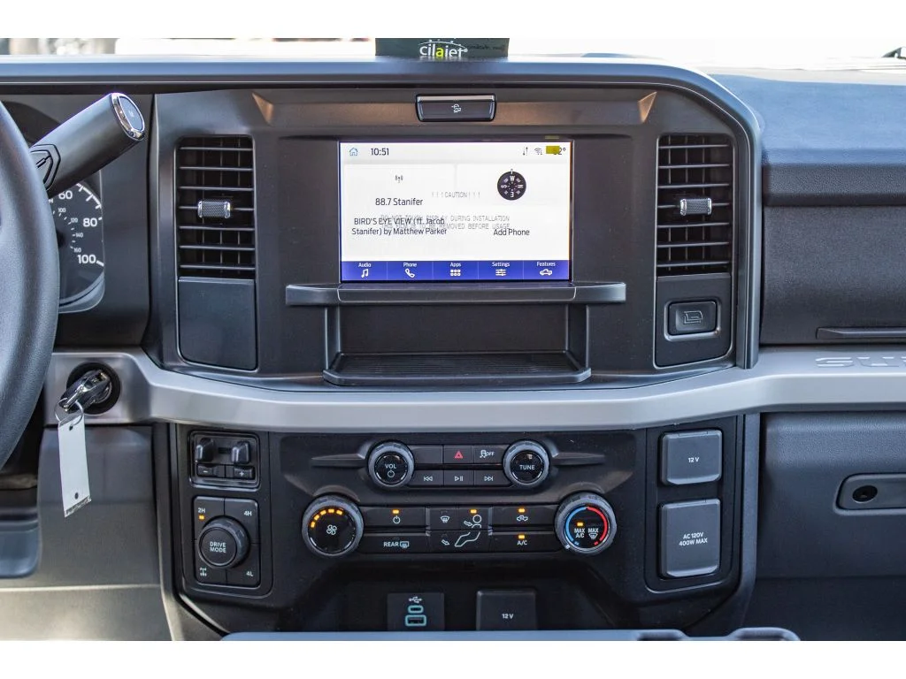 New 2026 OXFORD WHITE Ford XLT image 24