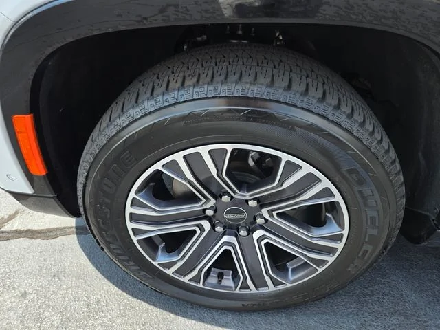 Used 2025 White Jeep Series II image 22