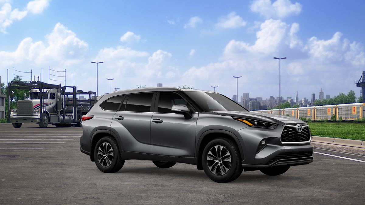 New 2026 Heavy Metal Toyota XLE image 36