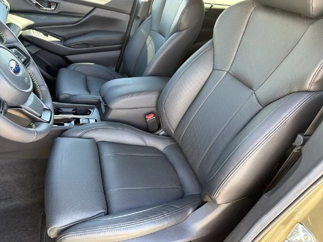 Used 2026 Brown Subaru Onyx Edition Touring image 34