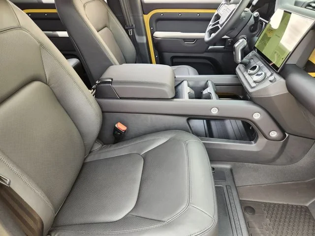 New 2026 Deep Sandglow Yellow Land Rover Trophy Edition Deep Sandglow image 14