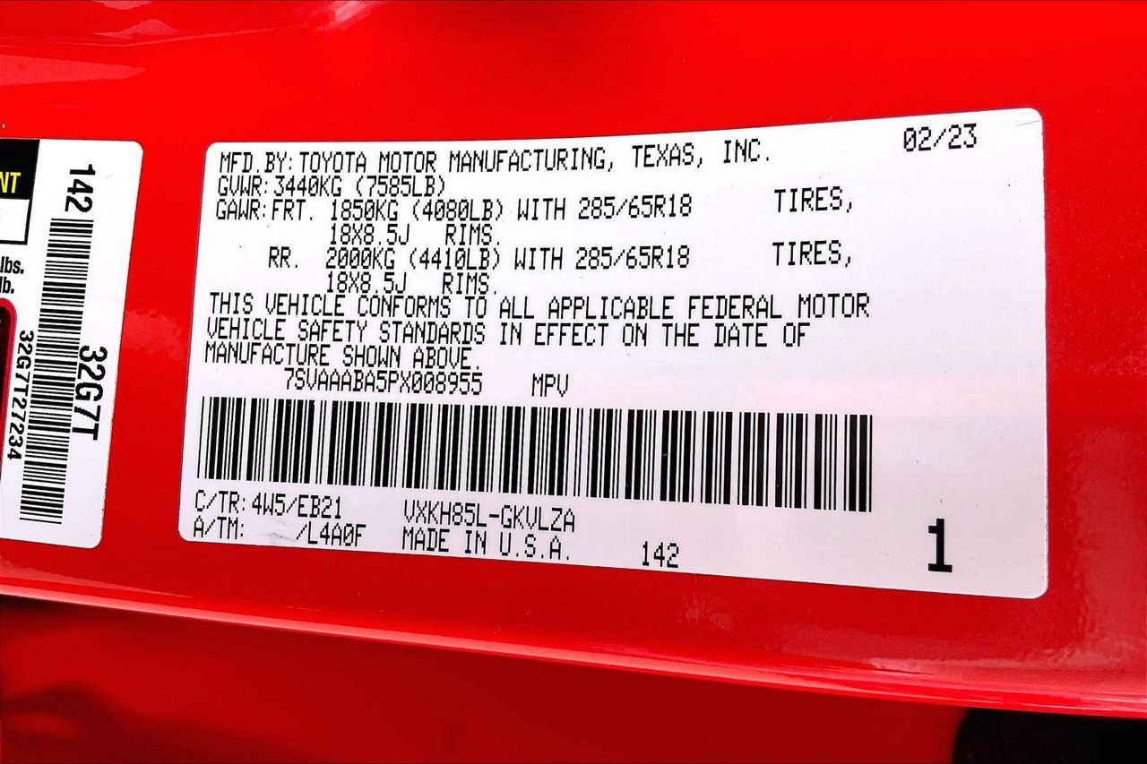 2023 Toyota Sequoia TRD Pro - Photo 21