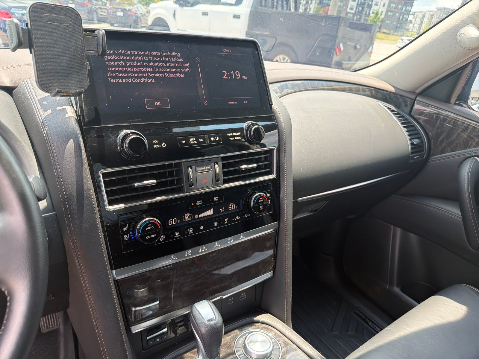Used 2024 Super Black Nissan Platinum image 29