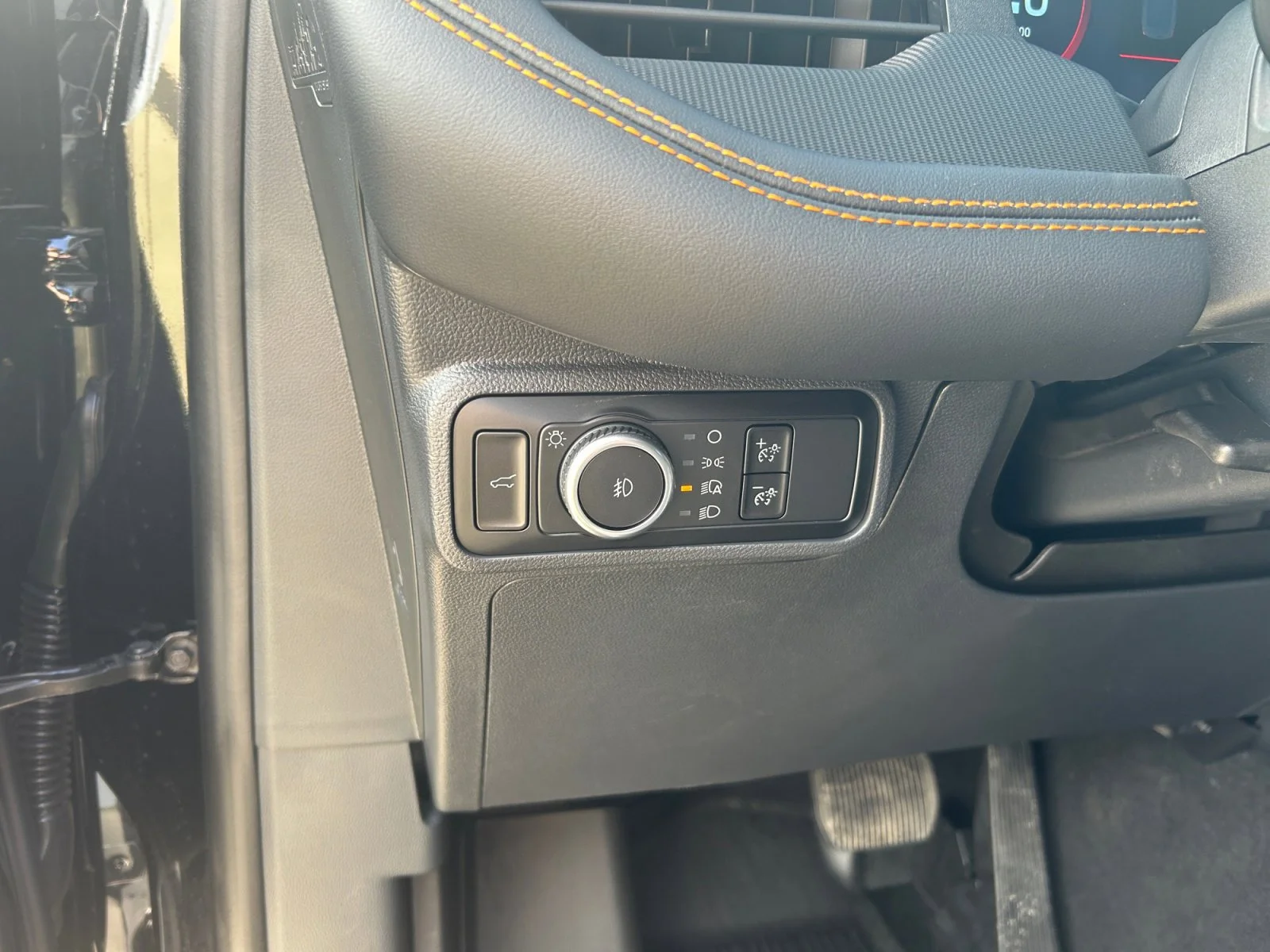 New 2026 Agate Black Metallic Ford Tremor image 16