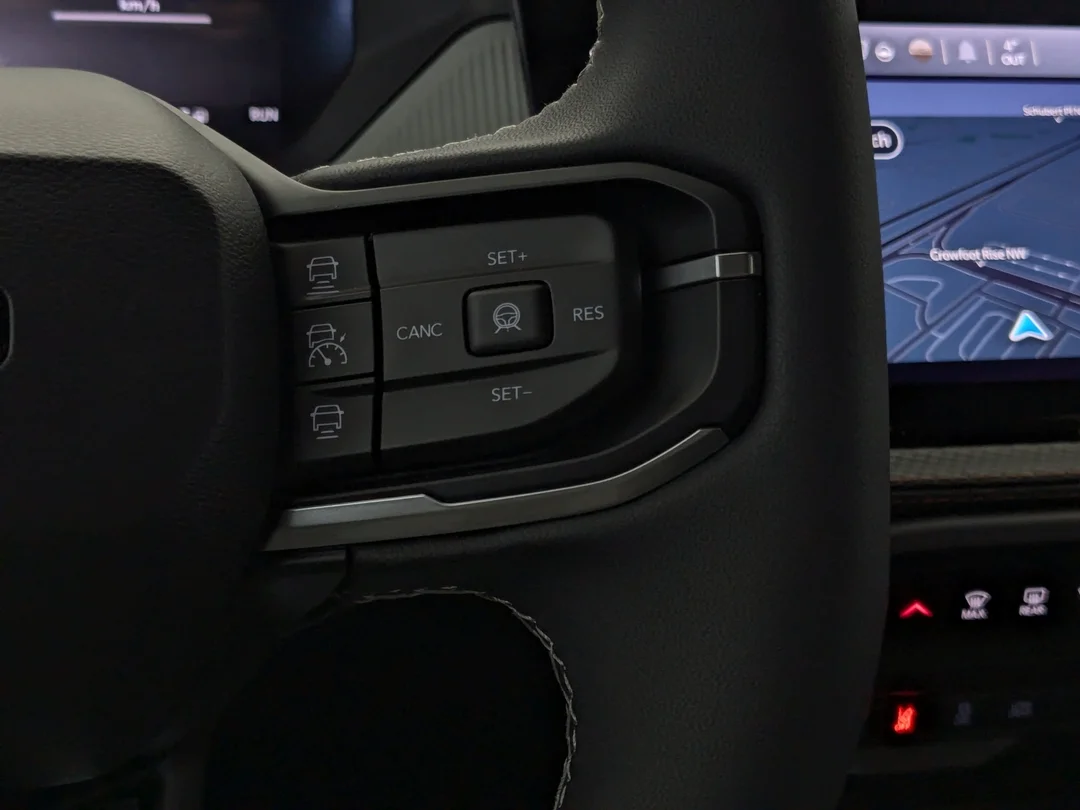 New 2026 Black Jeep Limited - - 4x4 - 1.6L Hybrid - Tech Group - Navigation - 9 Speakers - Hands-free Liftgate & More! image 20