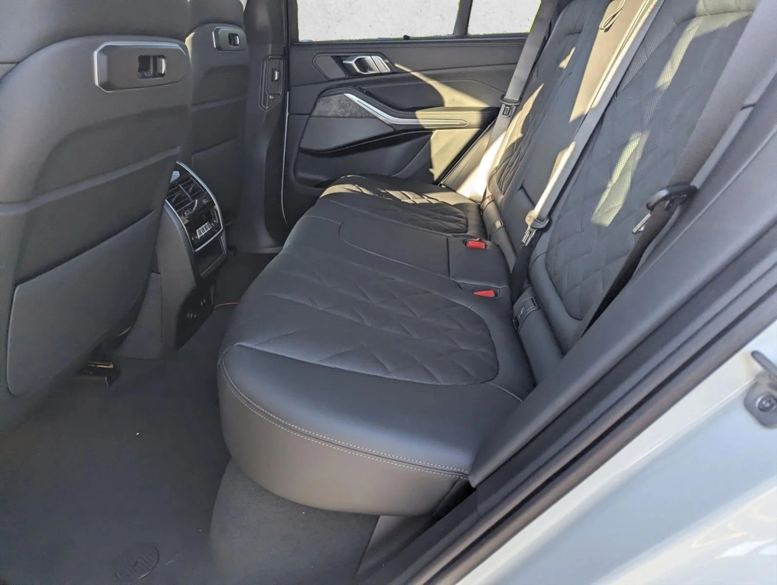 2026 BMW X5 40i - Photo 13