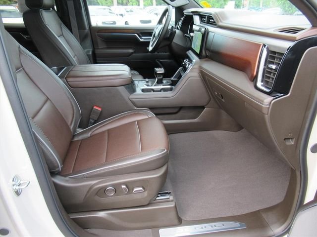 Used 2026 Beige GMC Denali image 11