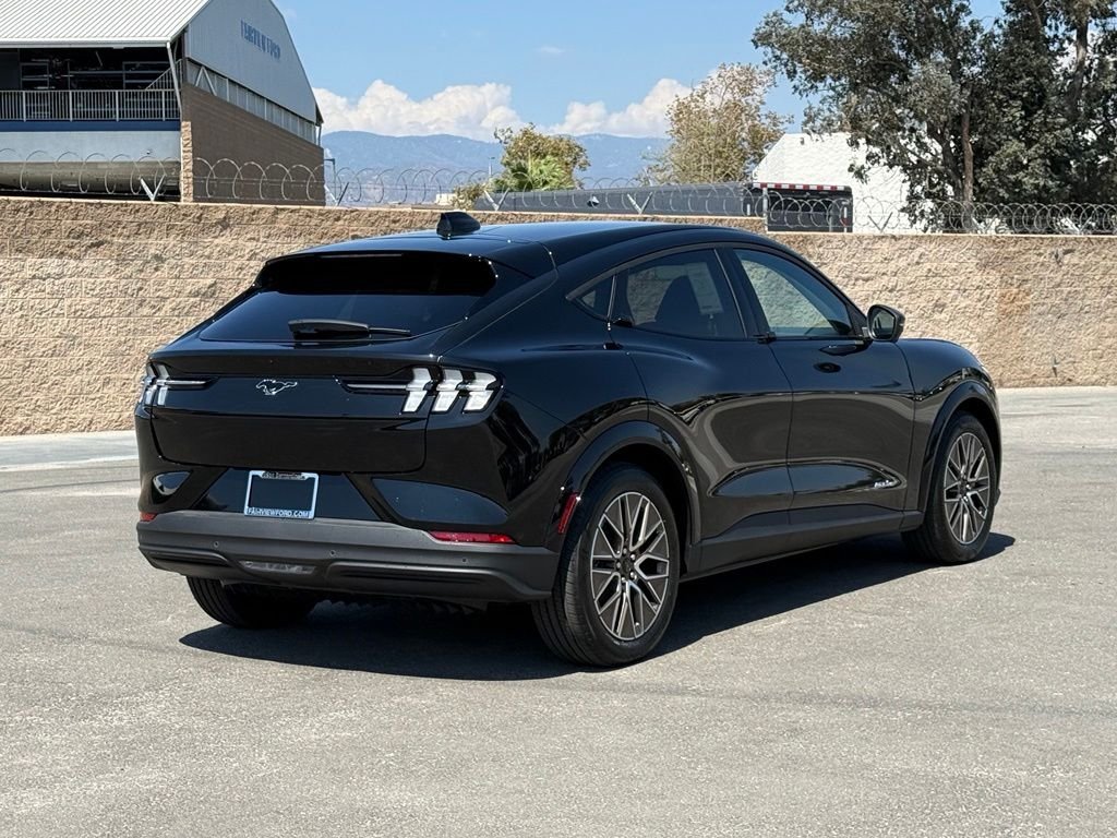 New 2026 Shadow Black Ford Premium image 3